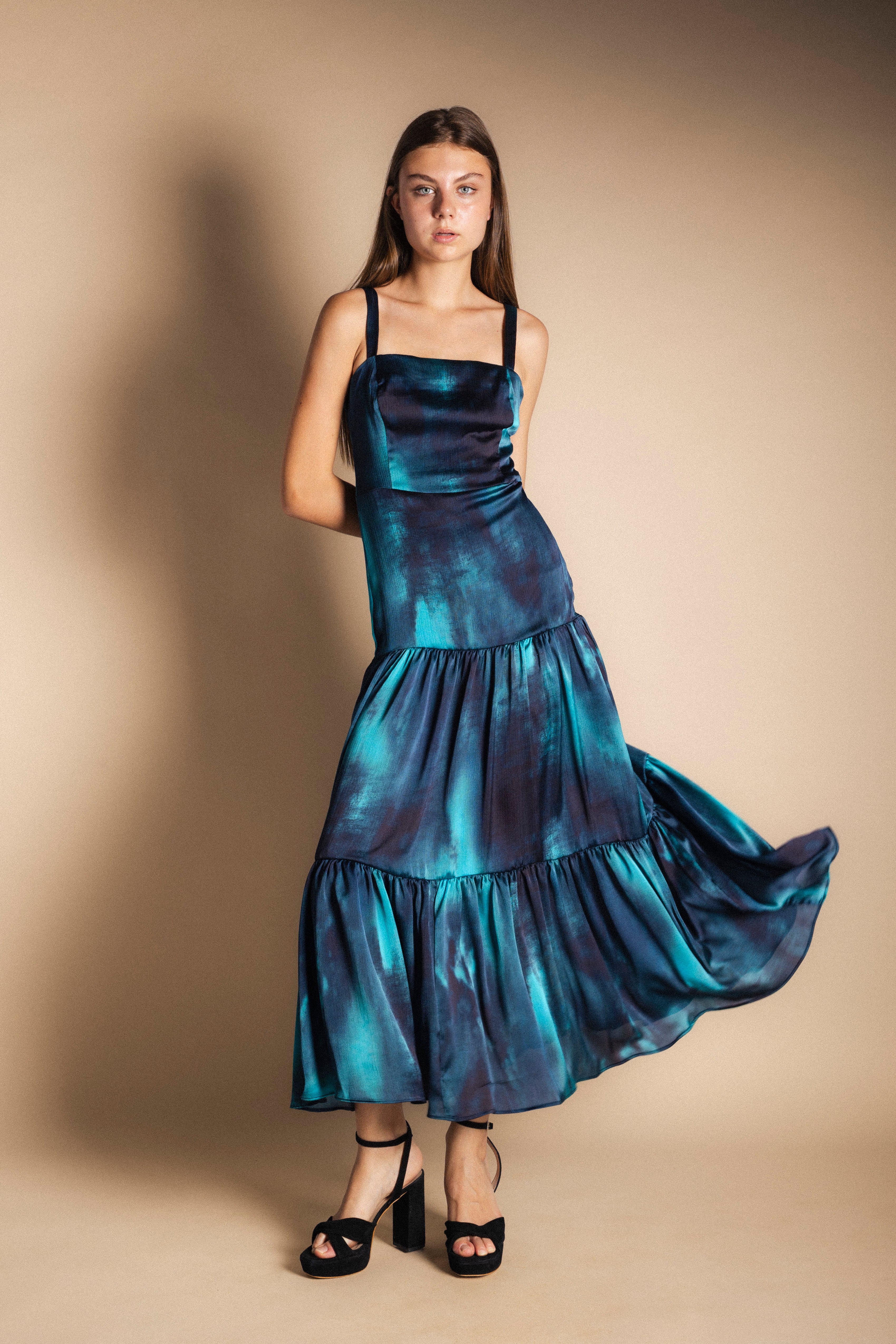 Vestido Tula Tie Dye Azul Vest56-The Nook Store