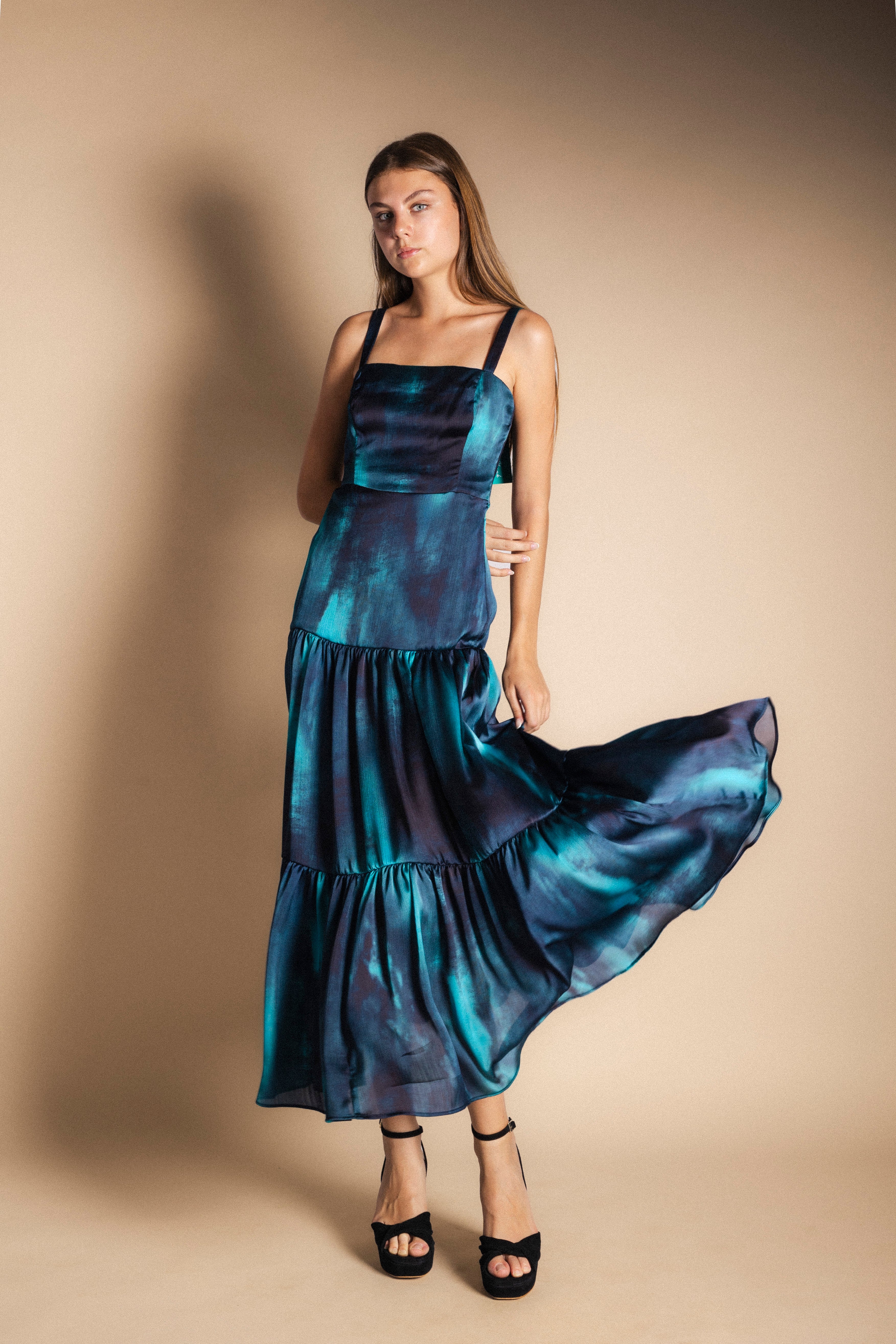Vestido Tula Tie Dye Azul Vest56-The Nook Store