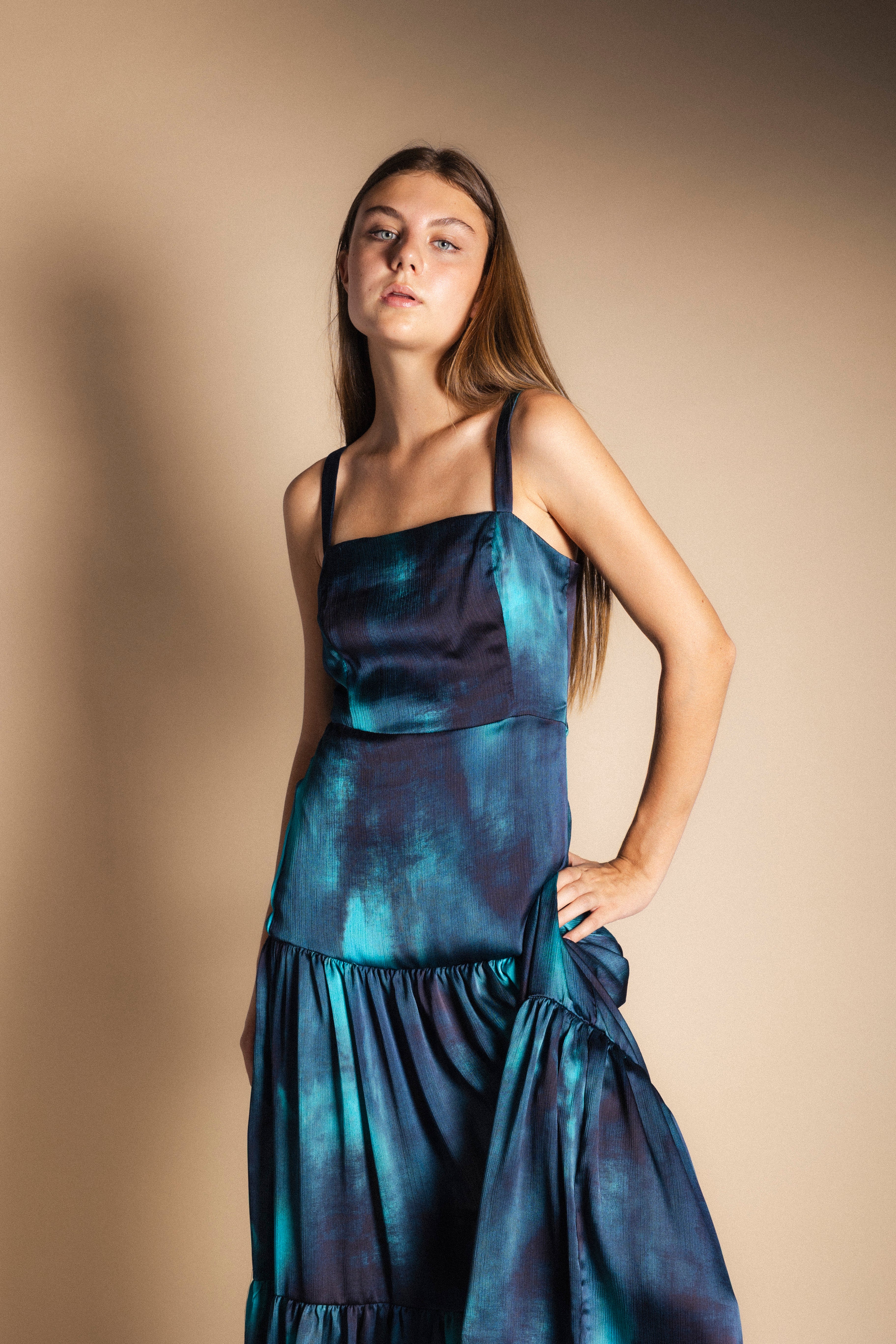 Vestido Tula Tie Dye Azul Vest56-The Nook Store