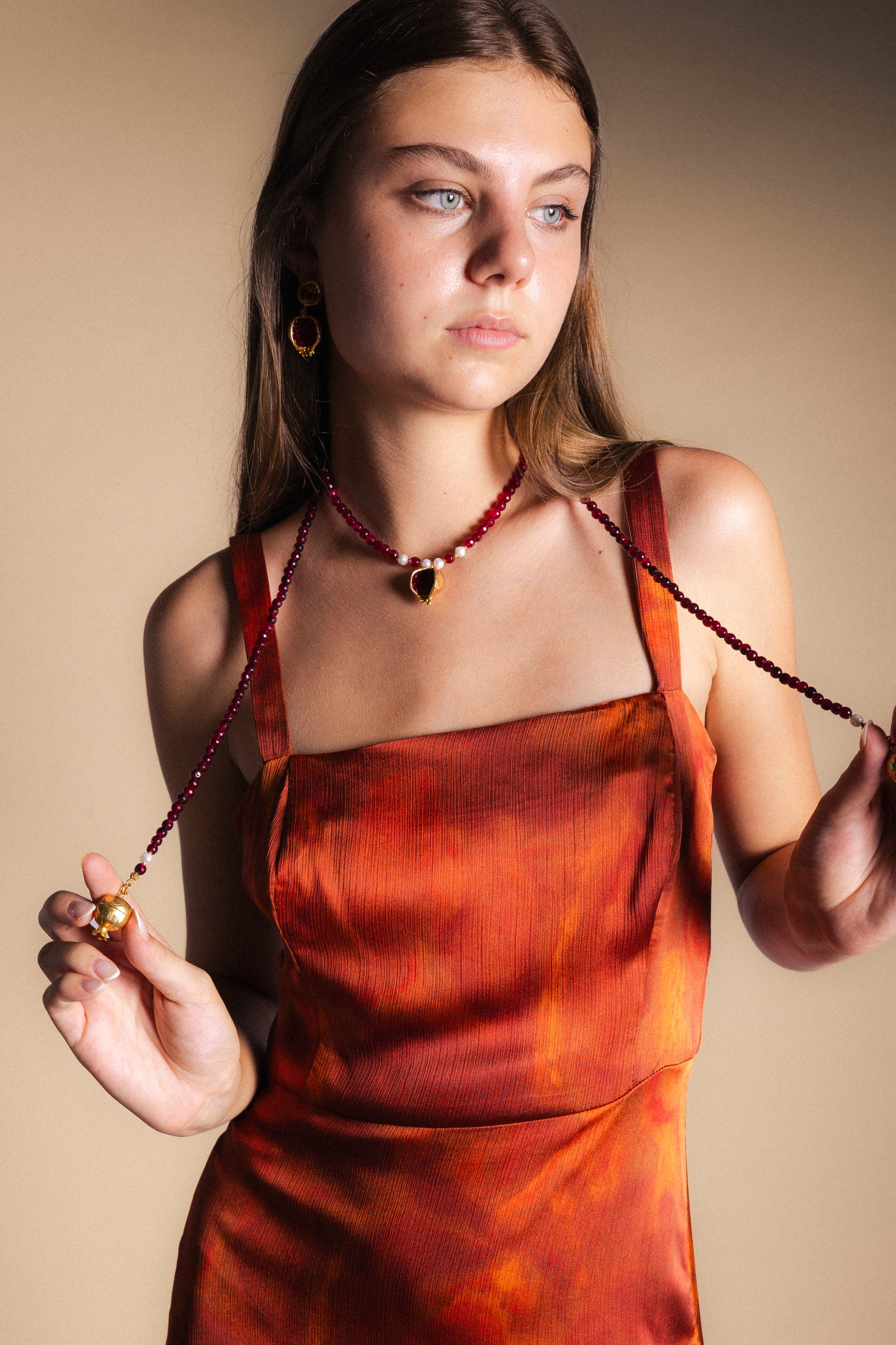 Collar Mónica Granadas Burdeos CO78-The Nook Store