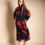 Vestido Batte Negro Flor Con Tallo Vest41-The Nook Store