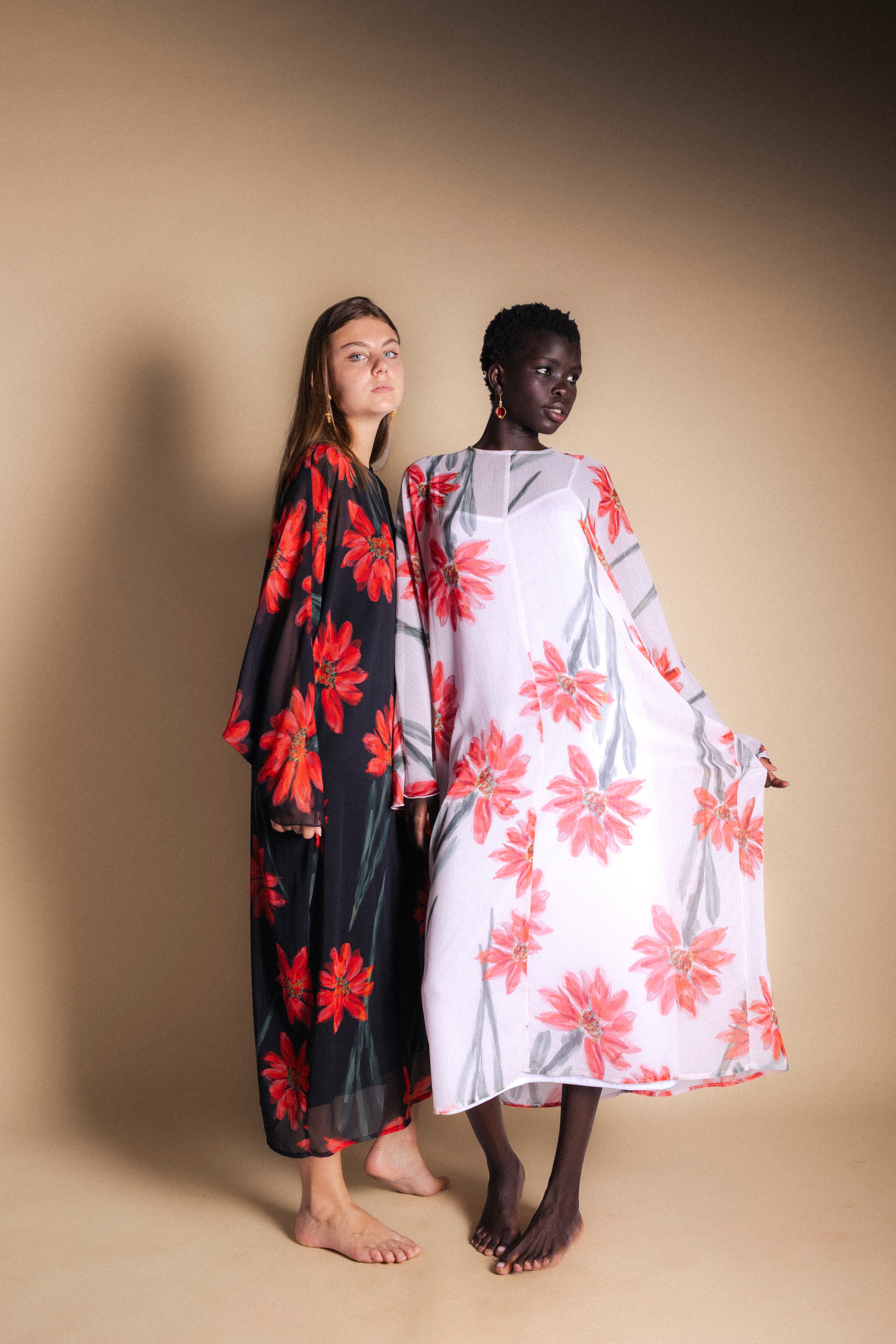 Vestido Batte Crudo Flor Con Tallo Vest40-The Nook Store