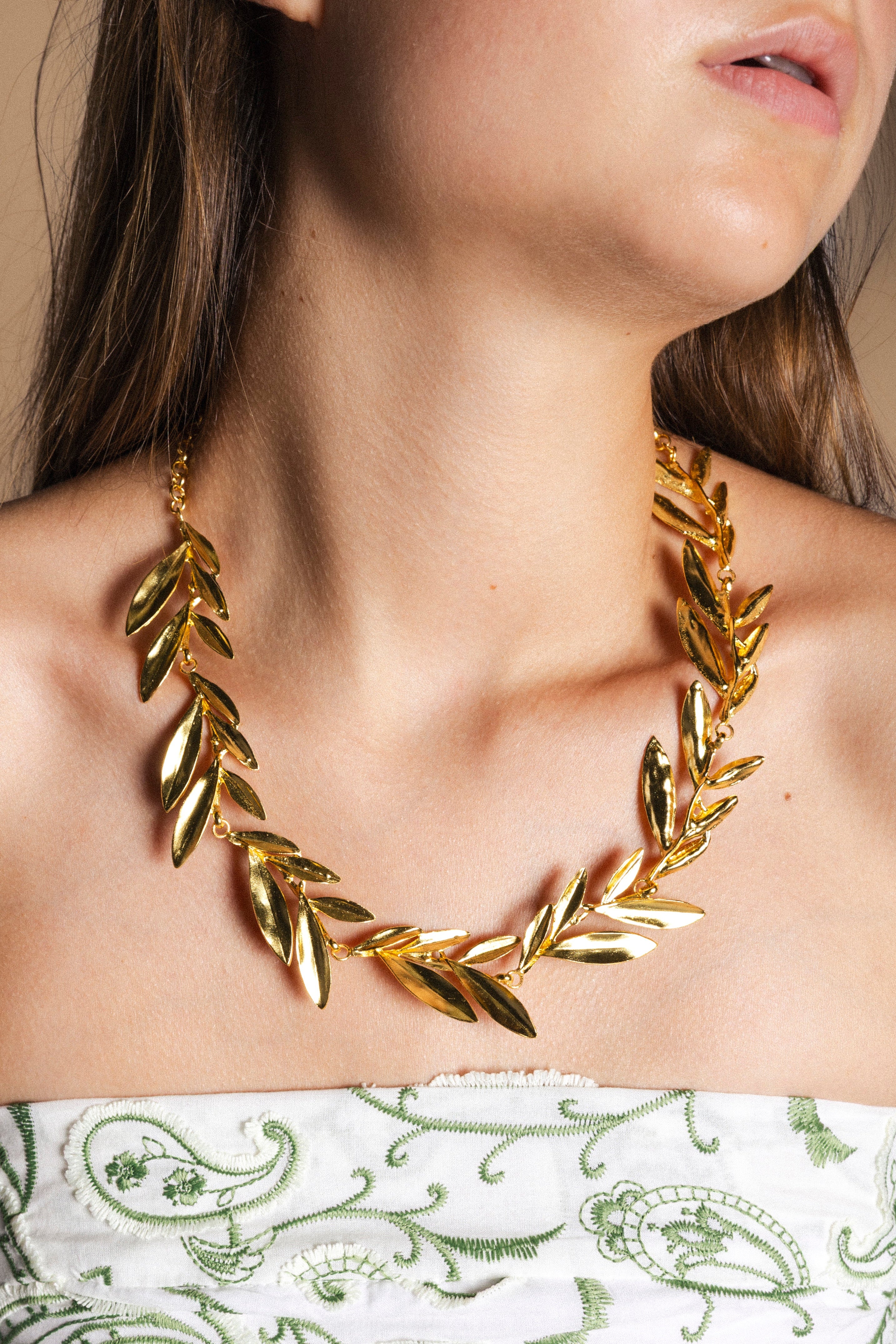Collar Galatea Co68-The Nook Store