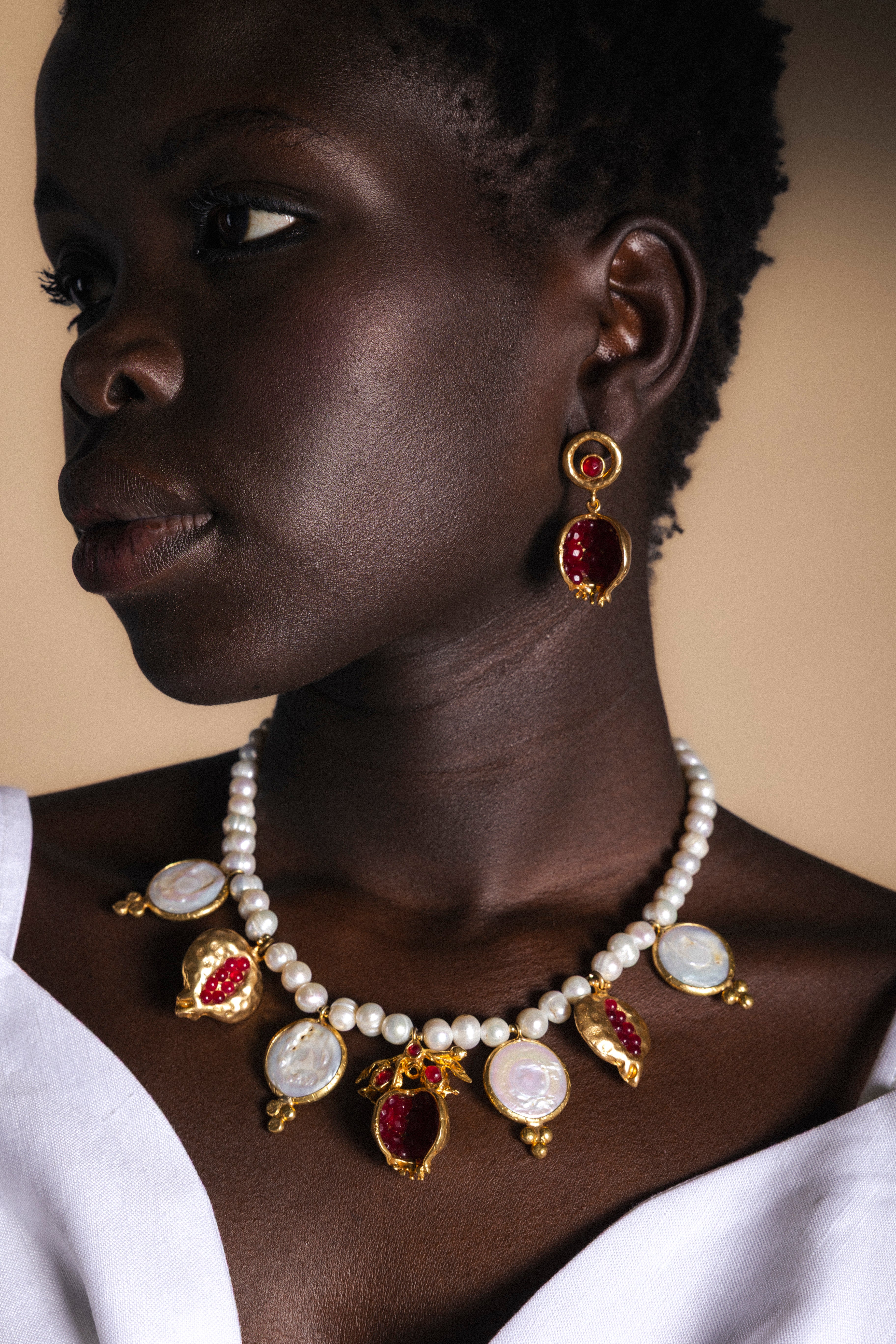 Collar Perlas y Granadas Co80-The Nook Store