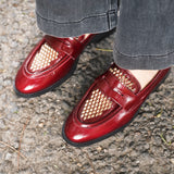 Mocasín Mimi Piel Rubino Tachuela Dorada