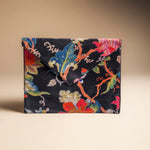 Cartera de Mano 19 Negra Flores-The Nook Store