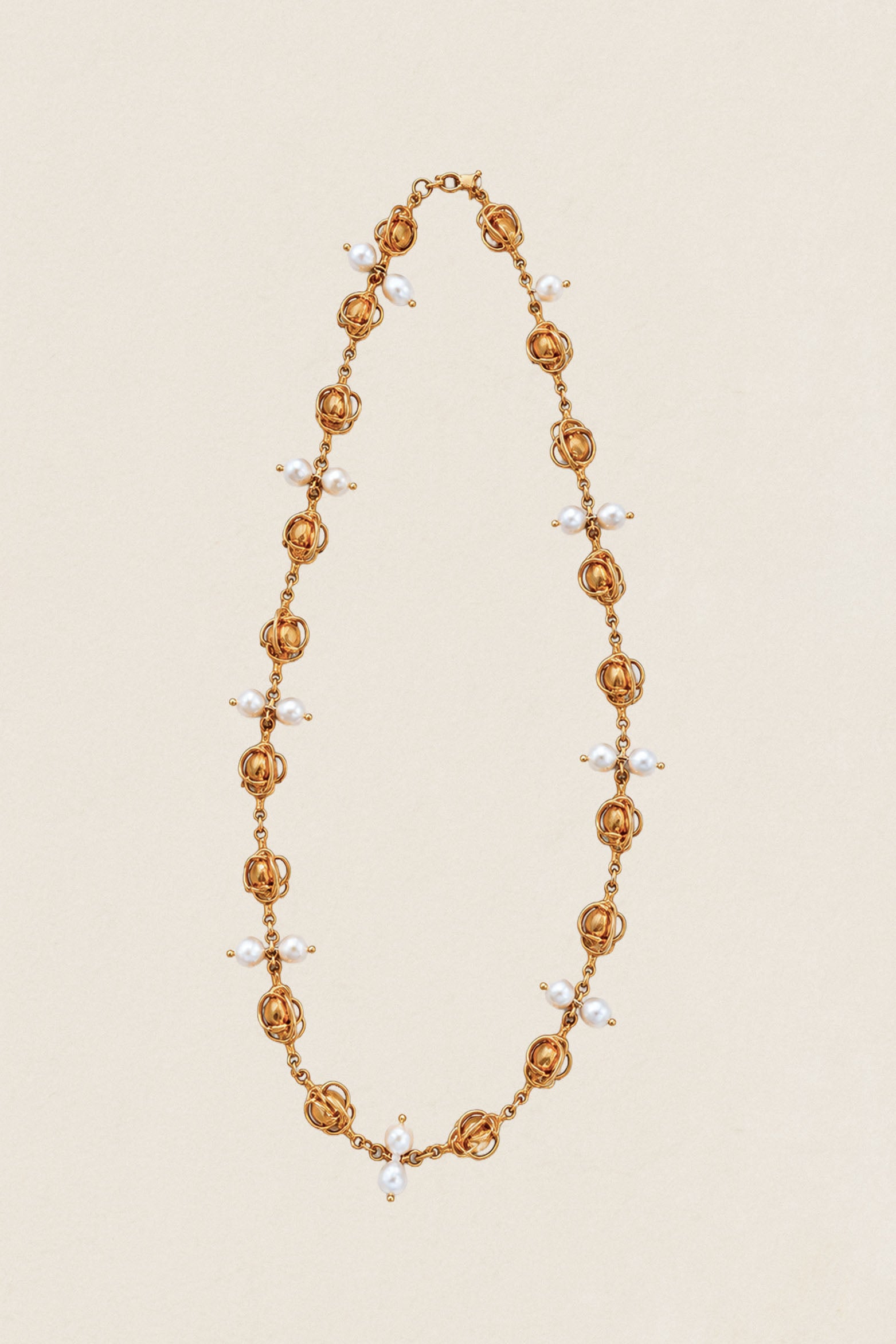 Collar special coral and gold Co08