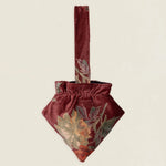 BTA11 Bolso Triángulo Asa Granate Flores The Nook Store