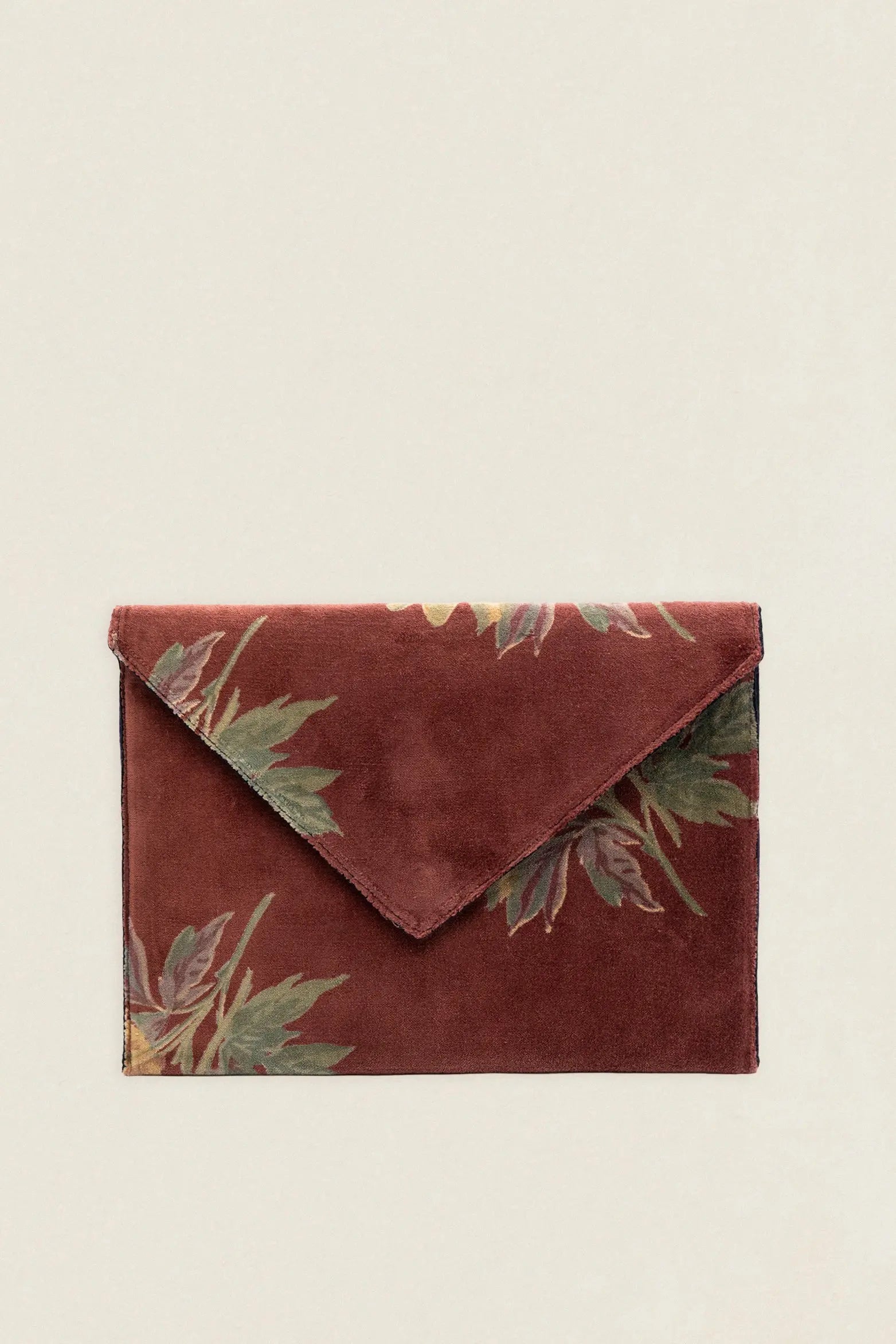Cartera de Mano 42 Granate Flores The Nook Store