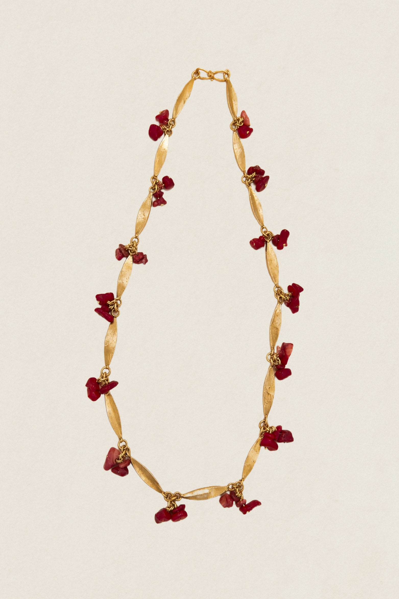 Collar Coral and Gold CO64-The Nook Store