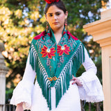 Mantón Camila Verde Flor Roja M131