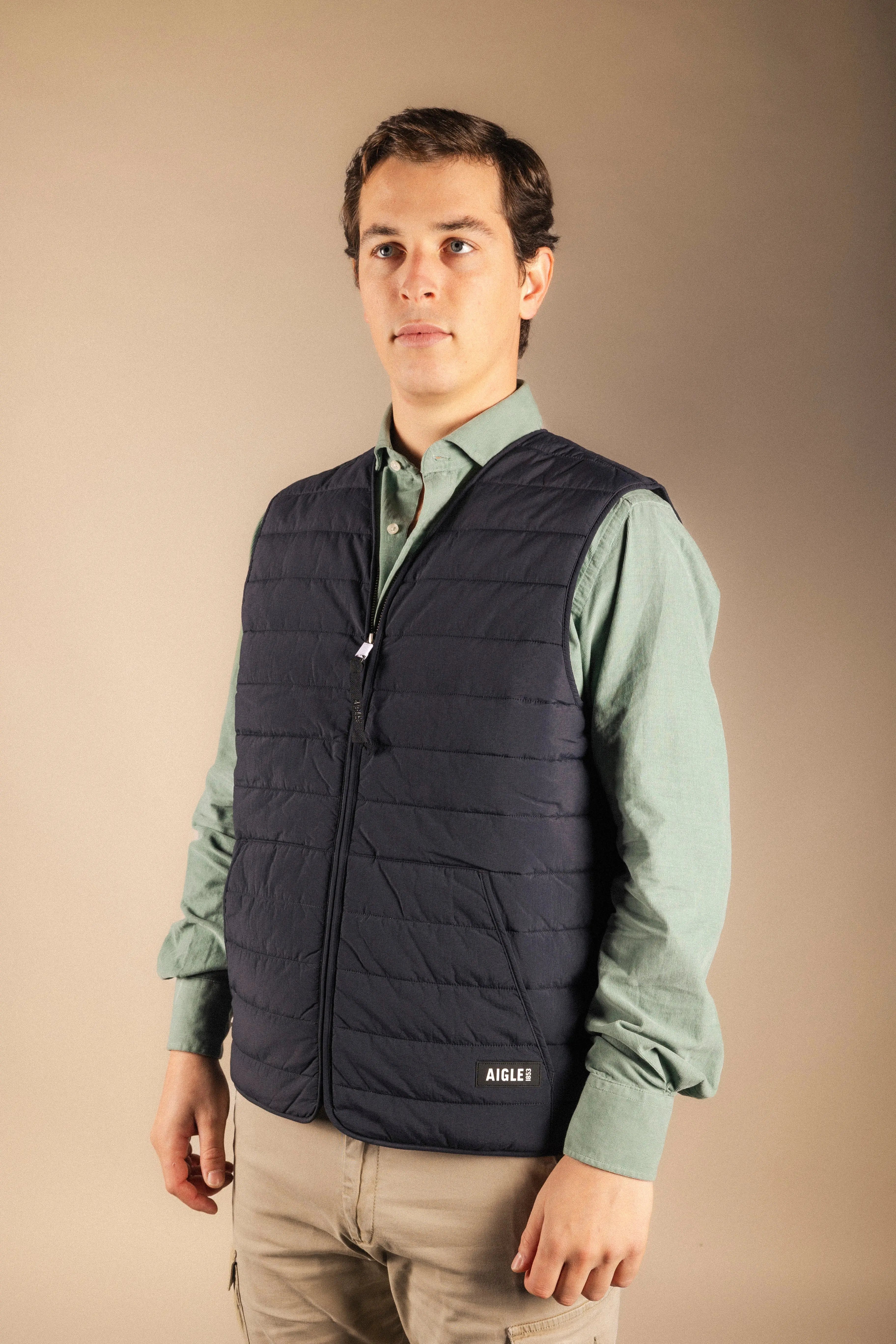 Chaleco Aigle Dupont Sorona negro-The Nook Store