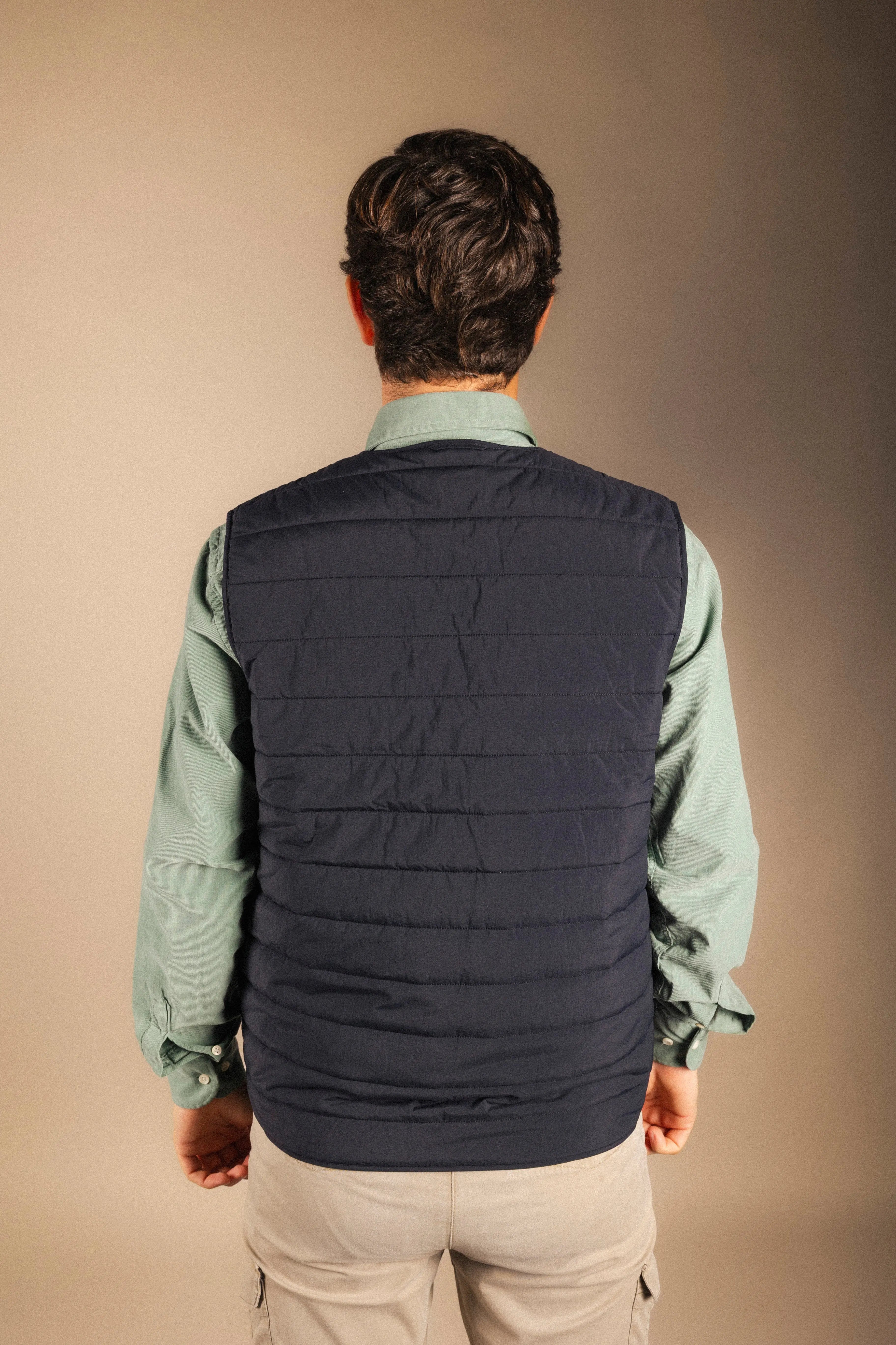 Chaleco Aigle Dupont Sorona negro-The Nook Store