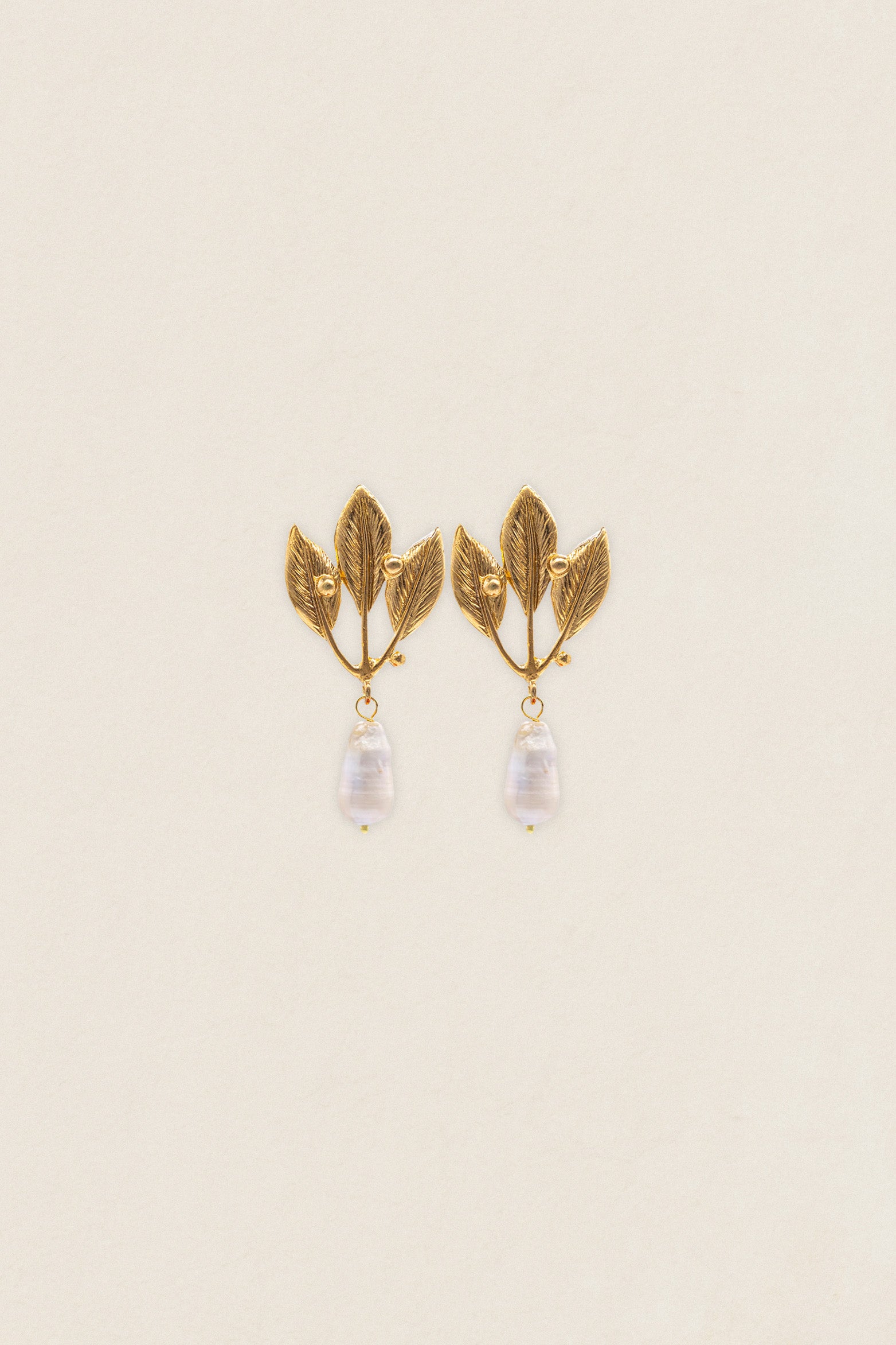 Pendientes Rama Nácar PEN246-The Nook Store