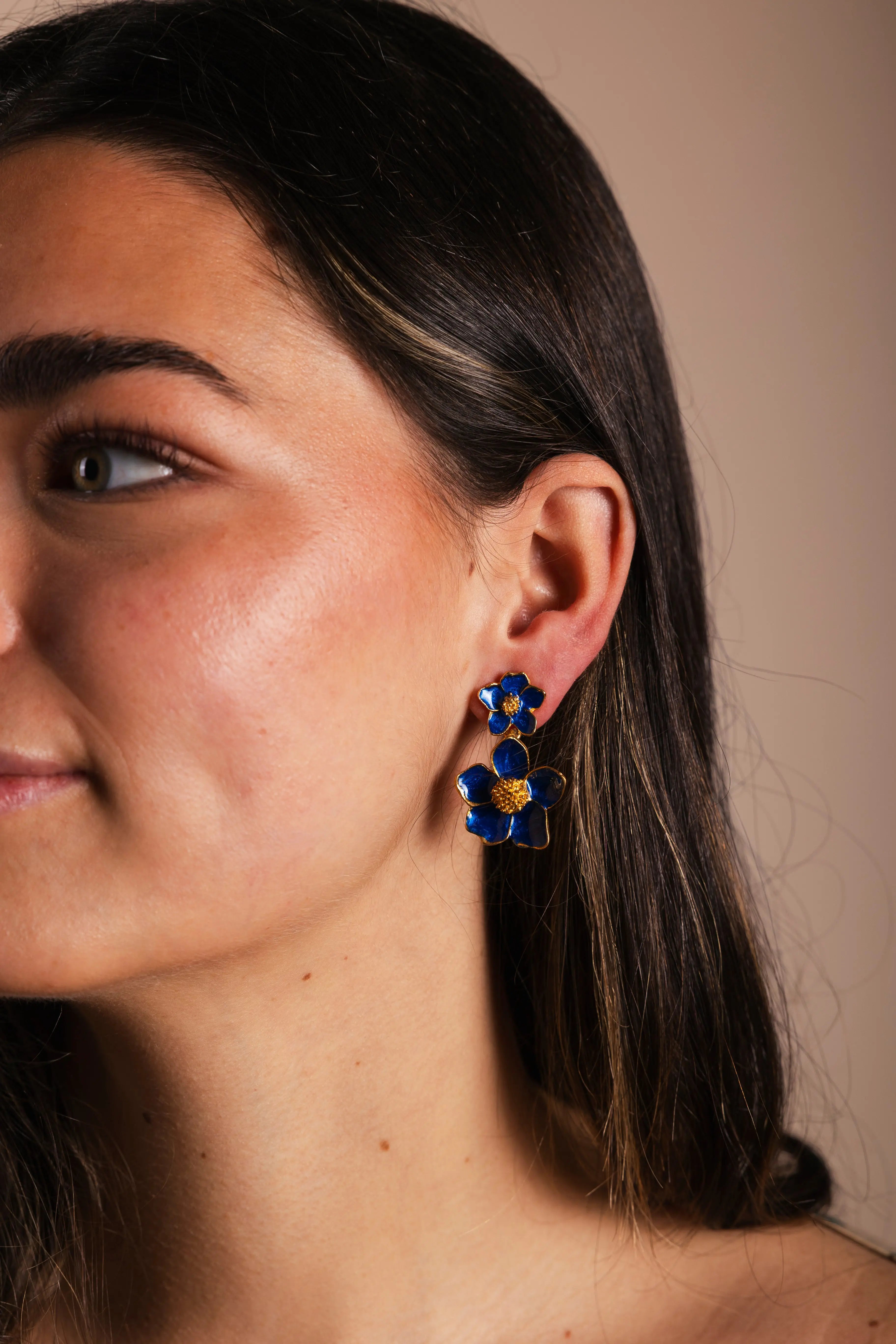 Pendientes Carmeron Doble Flor PEN06 The Nook Store