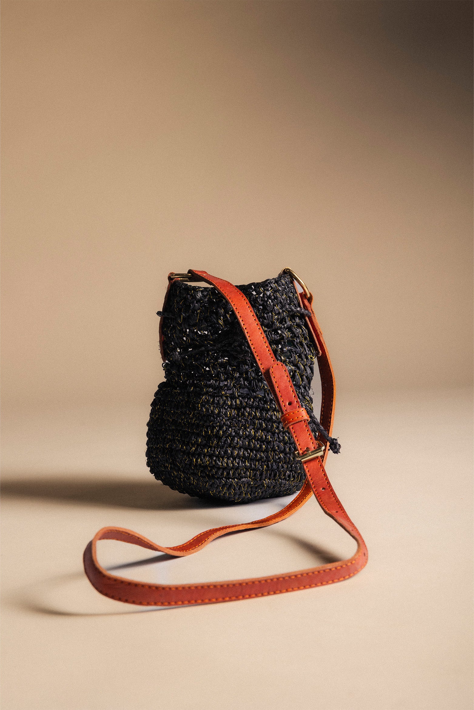 Bolso Sac Noir/Gold-The Nook Store