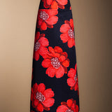 Falda Pipa Negra Flor Grande Roja FAL21-The Nook Store