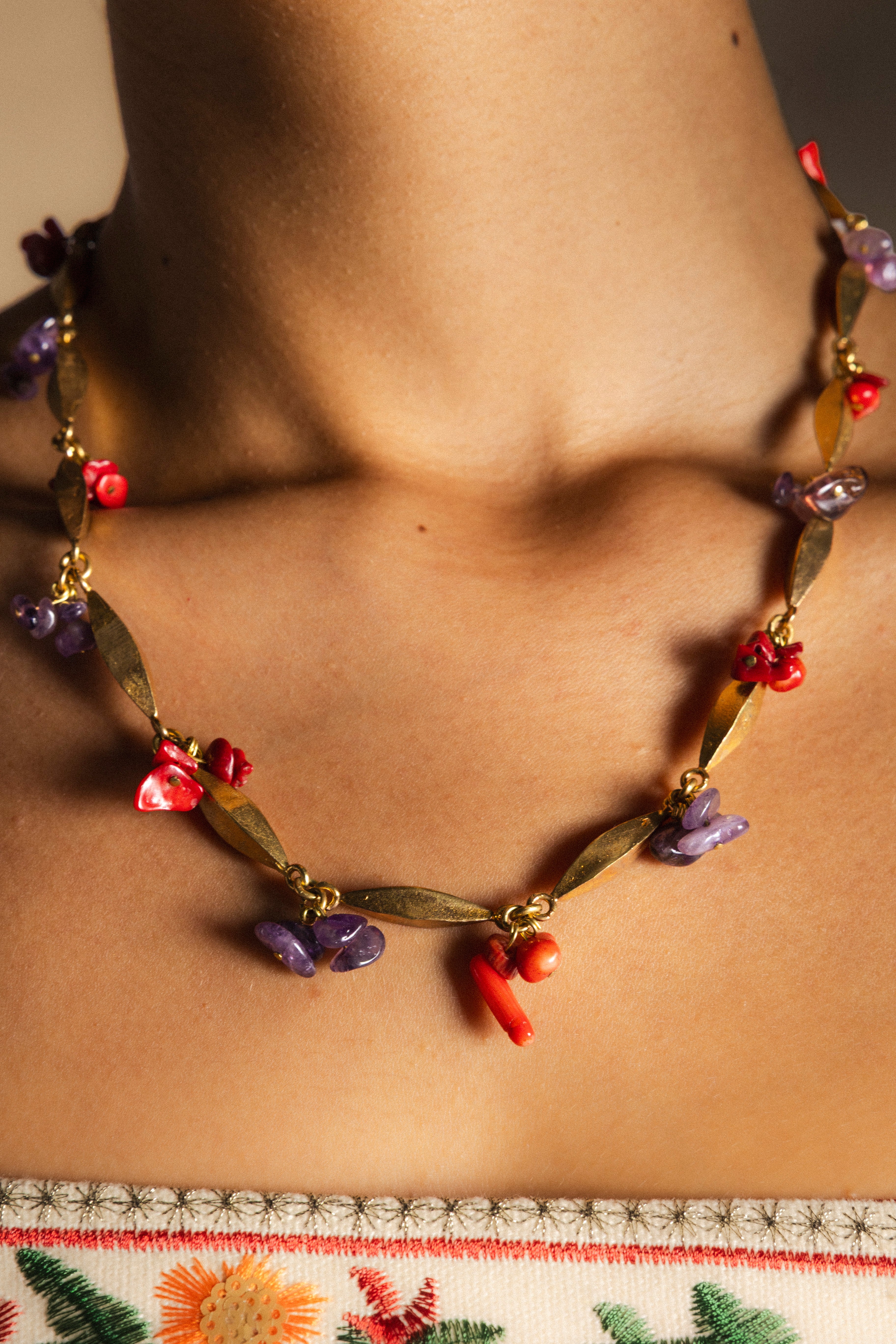 Collar Coral Rojo Morado CO91-The Nook Store