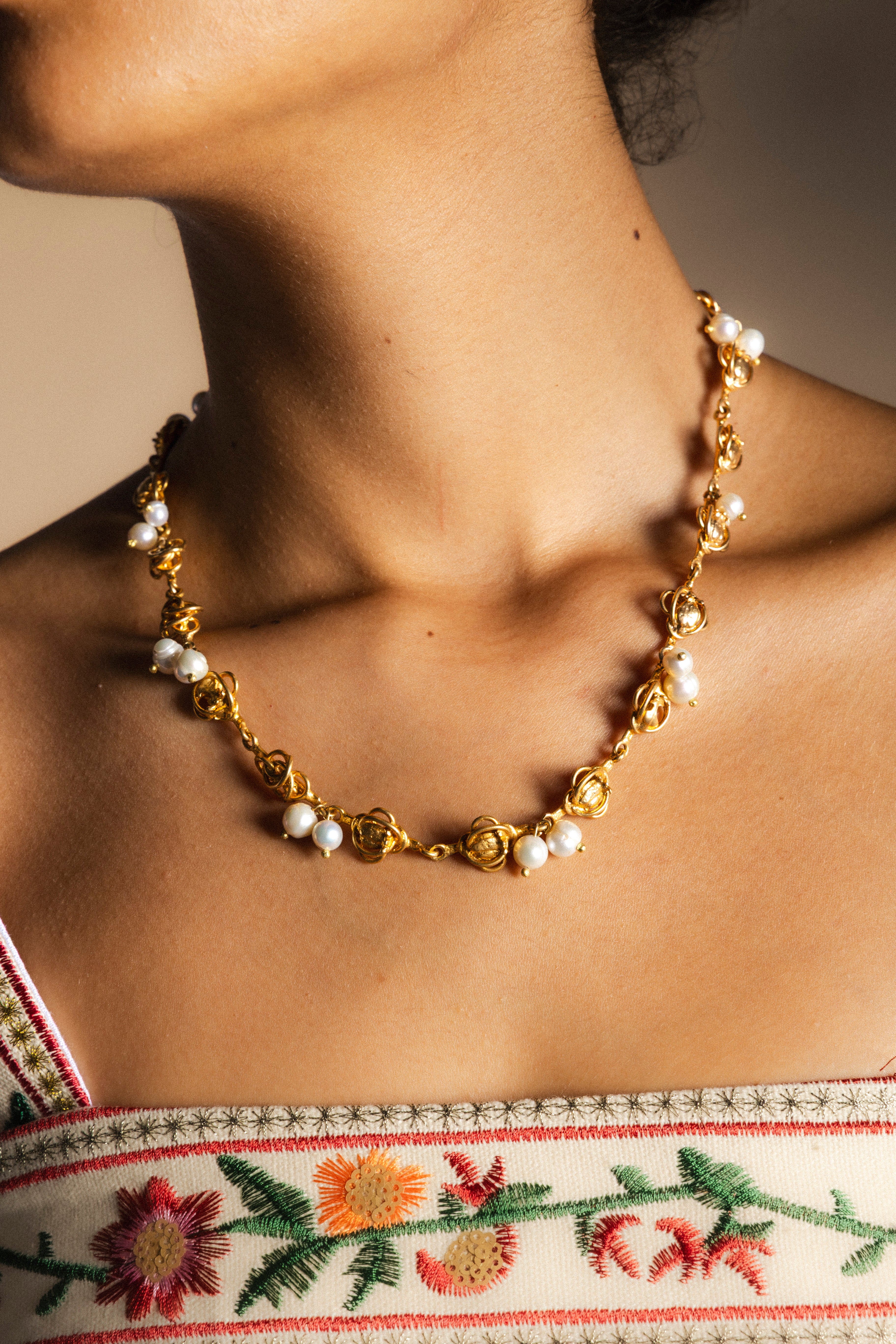 Collar Elara CO100-The Nook Store