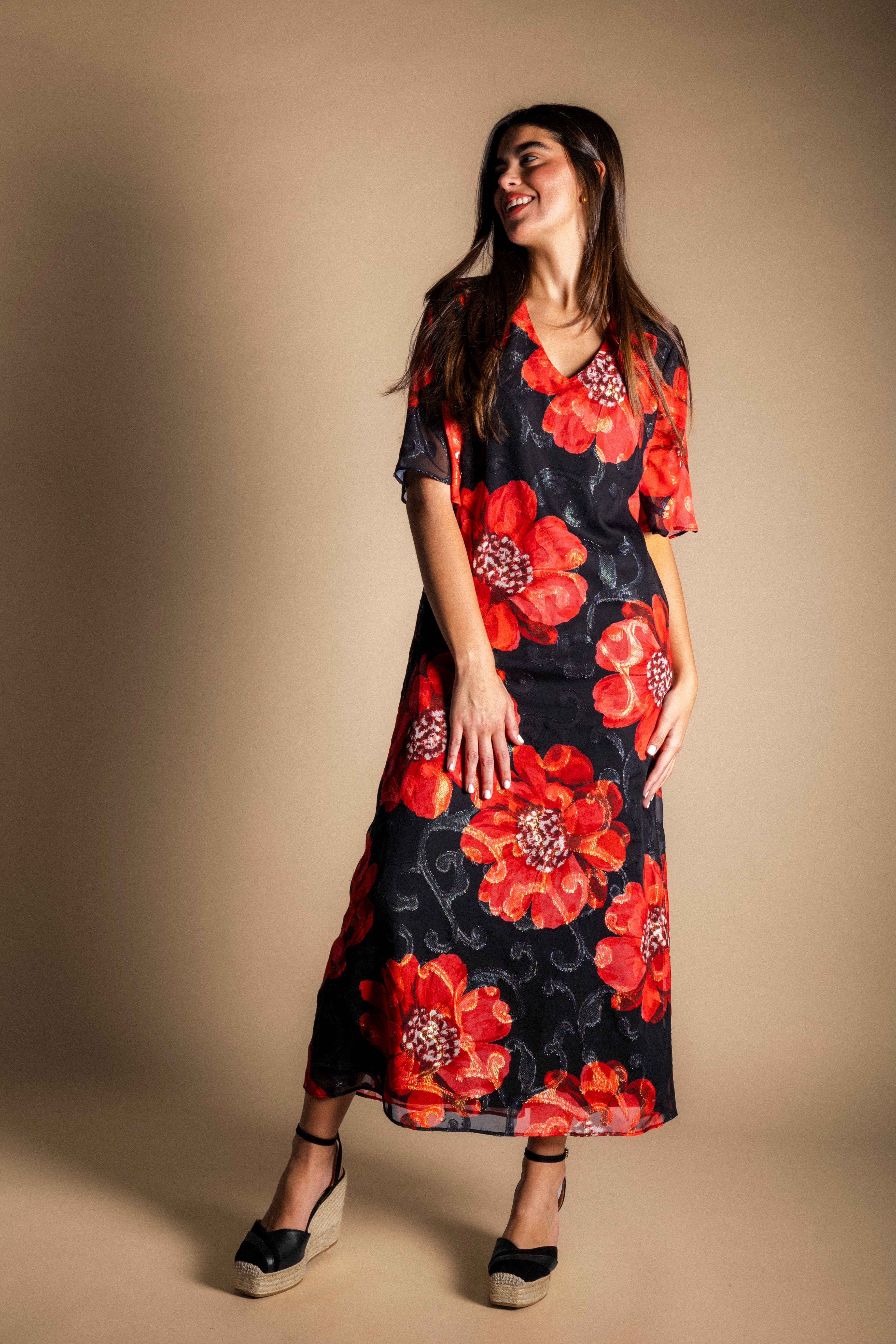 Vestido Agnes Negro Flor Grande Roja VEST31-The Nook Store