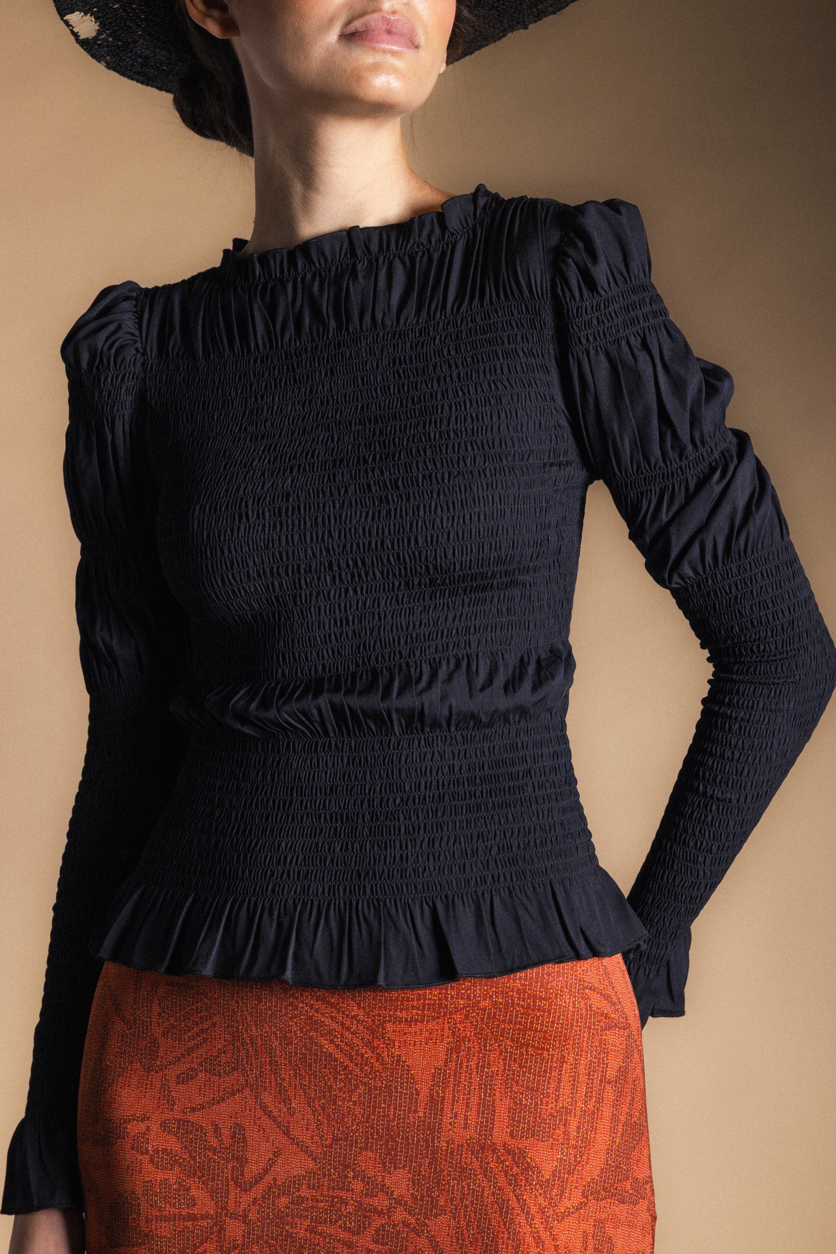 Top Smoking Negro-The Nook Store