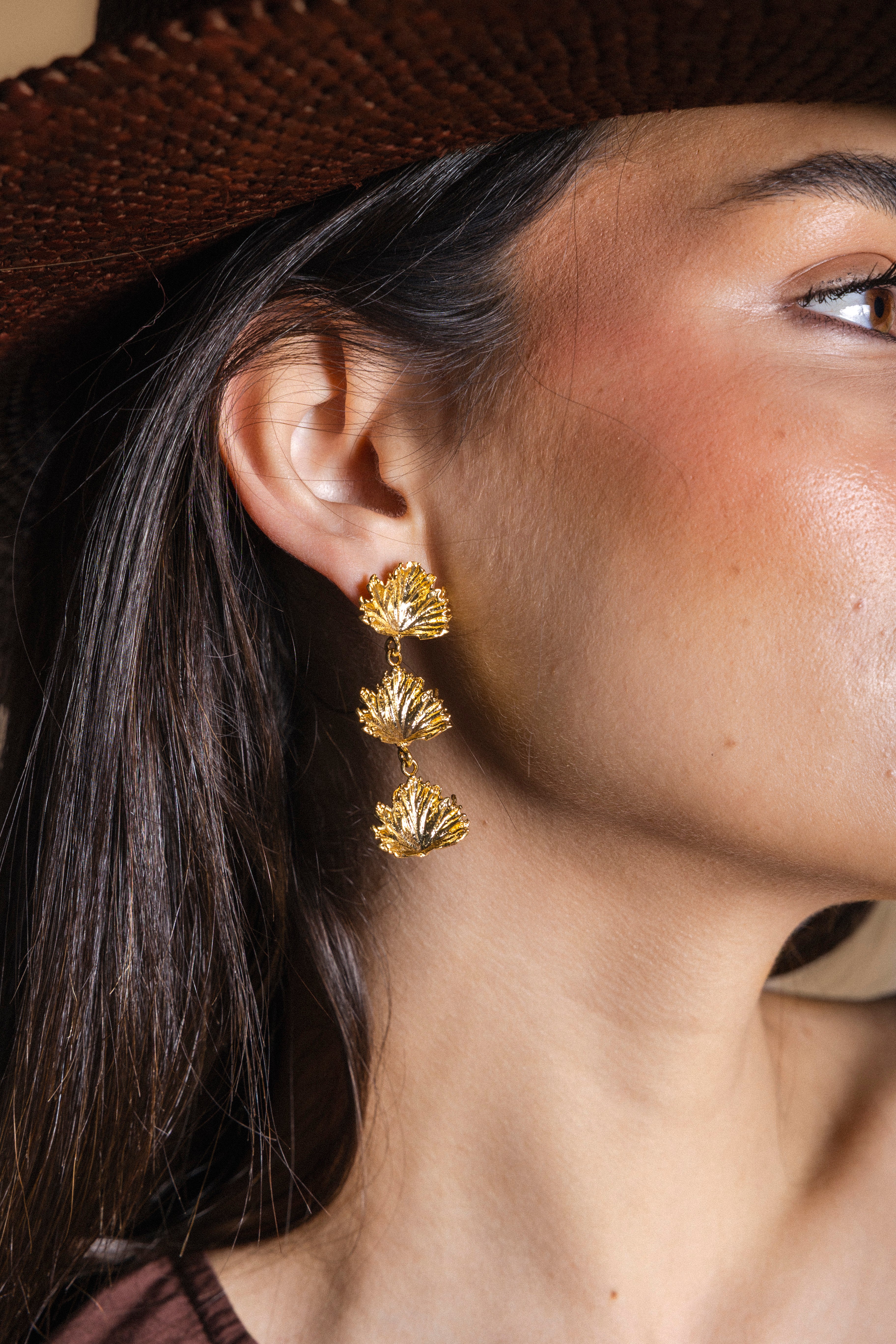 Pendientes Triple Hoja Arce PEN205-The Nook Store