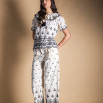 Blusa Zuri Ecru/Black BLU02-The Nook Store