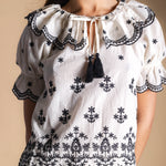 Blusa Zuri Ecru/Black BLU02-The Nook Store