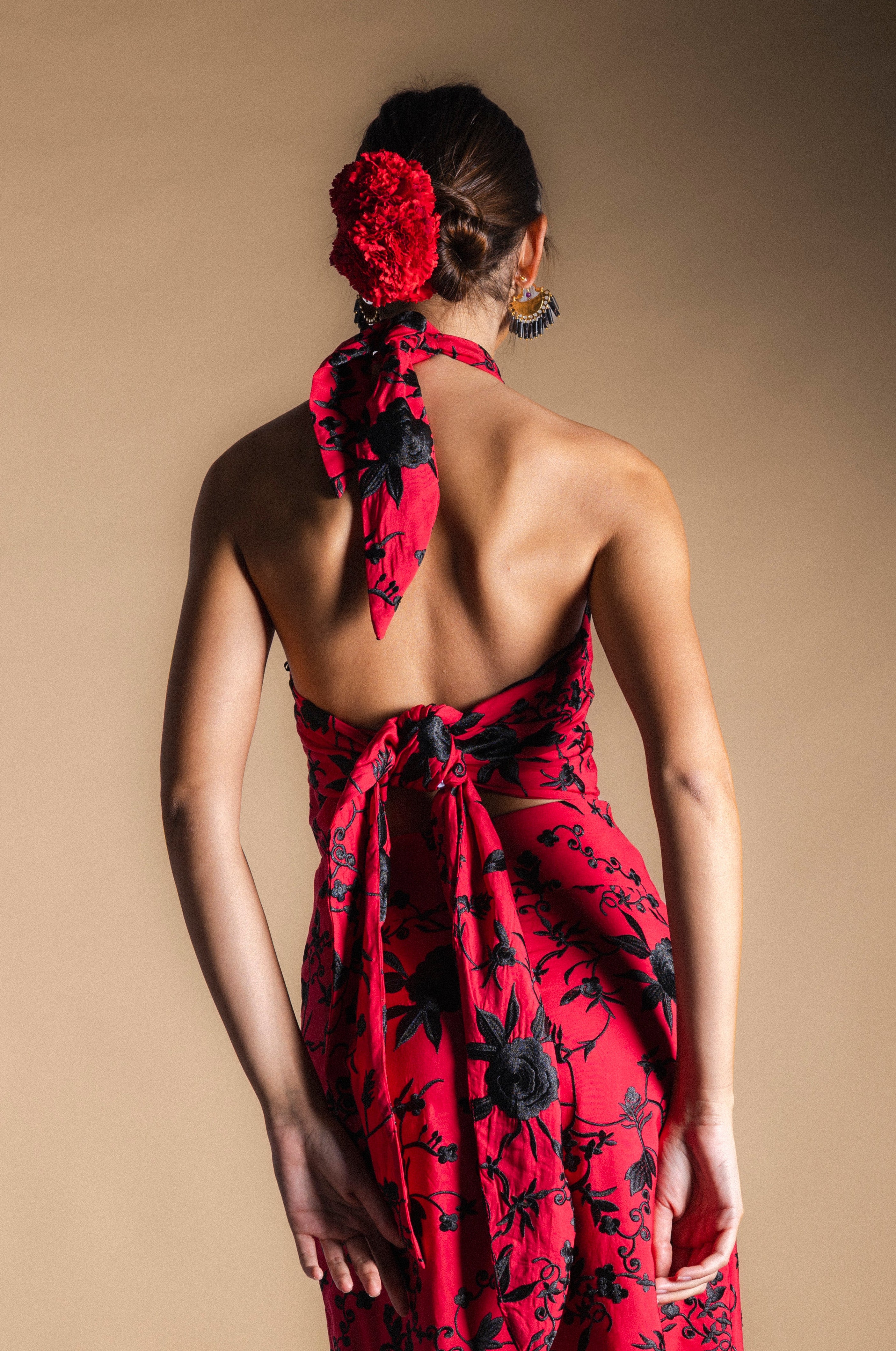Top Vera Rojo Flores Negras TOP01-The Nook Store