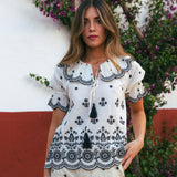 Blusa Zuri Ecru/Black BLU02-The Nook Store