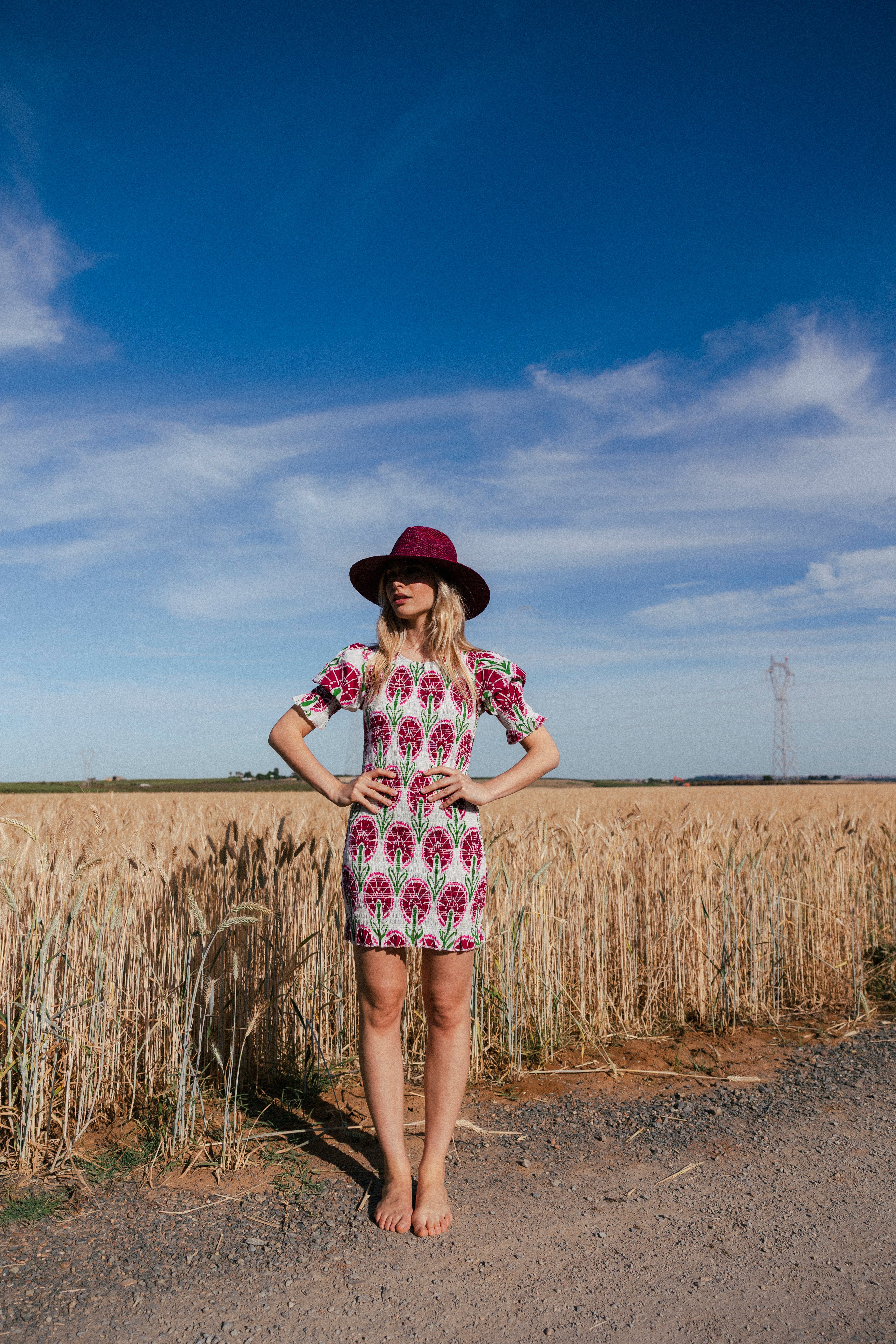 Vestido Creta Corto Blanco Flor Burdeos-The Nook Store