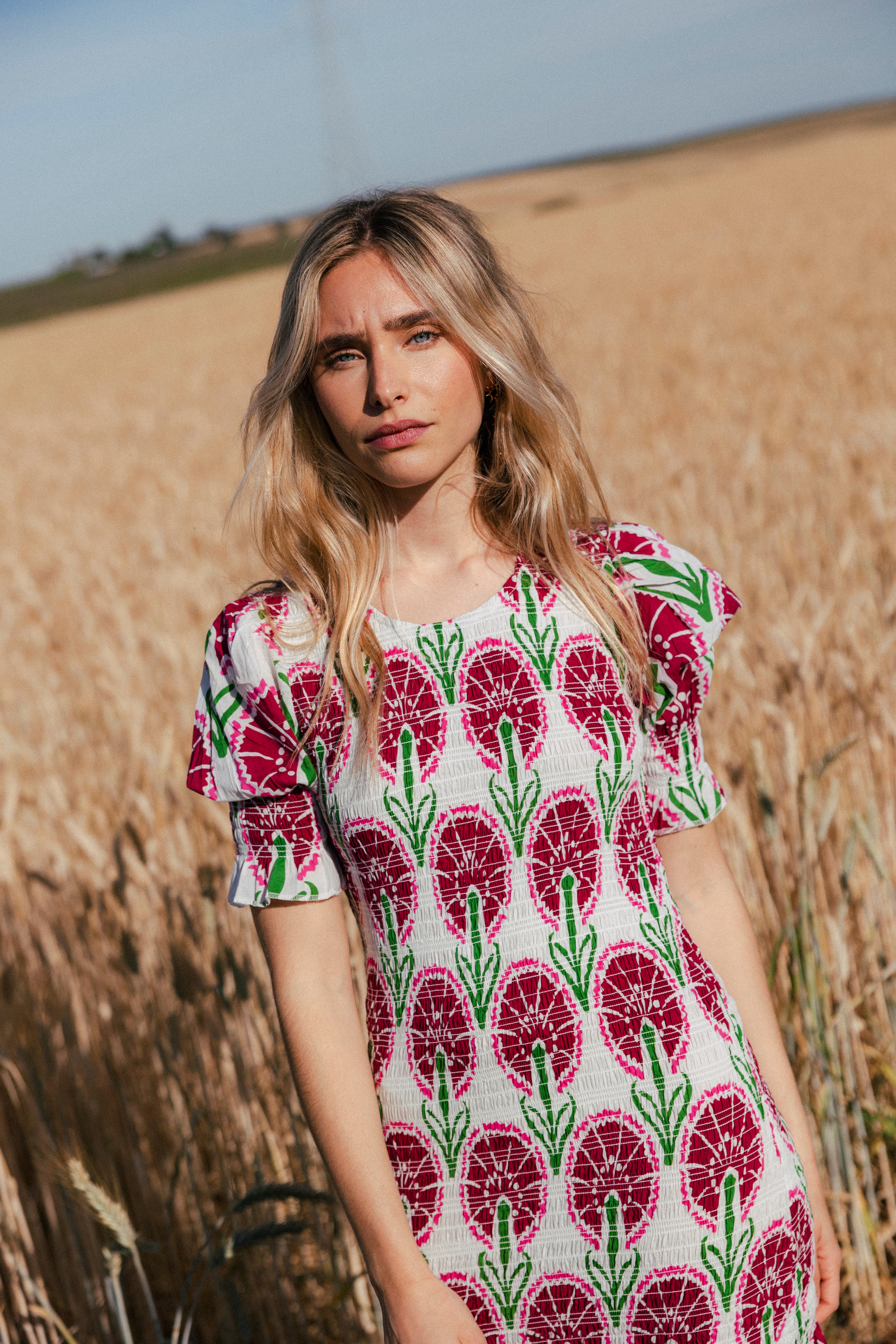 Vestido Creta Corto Blanco Flor Burdeos-The Nook Store