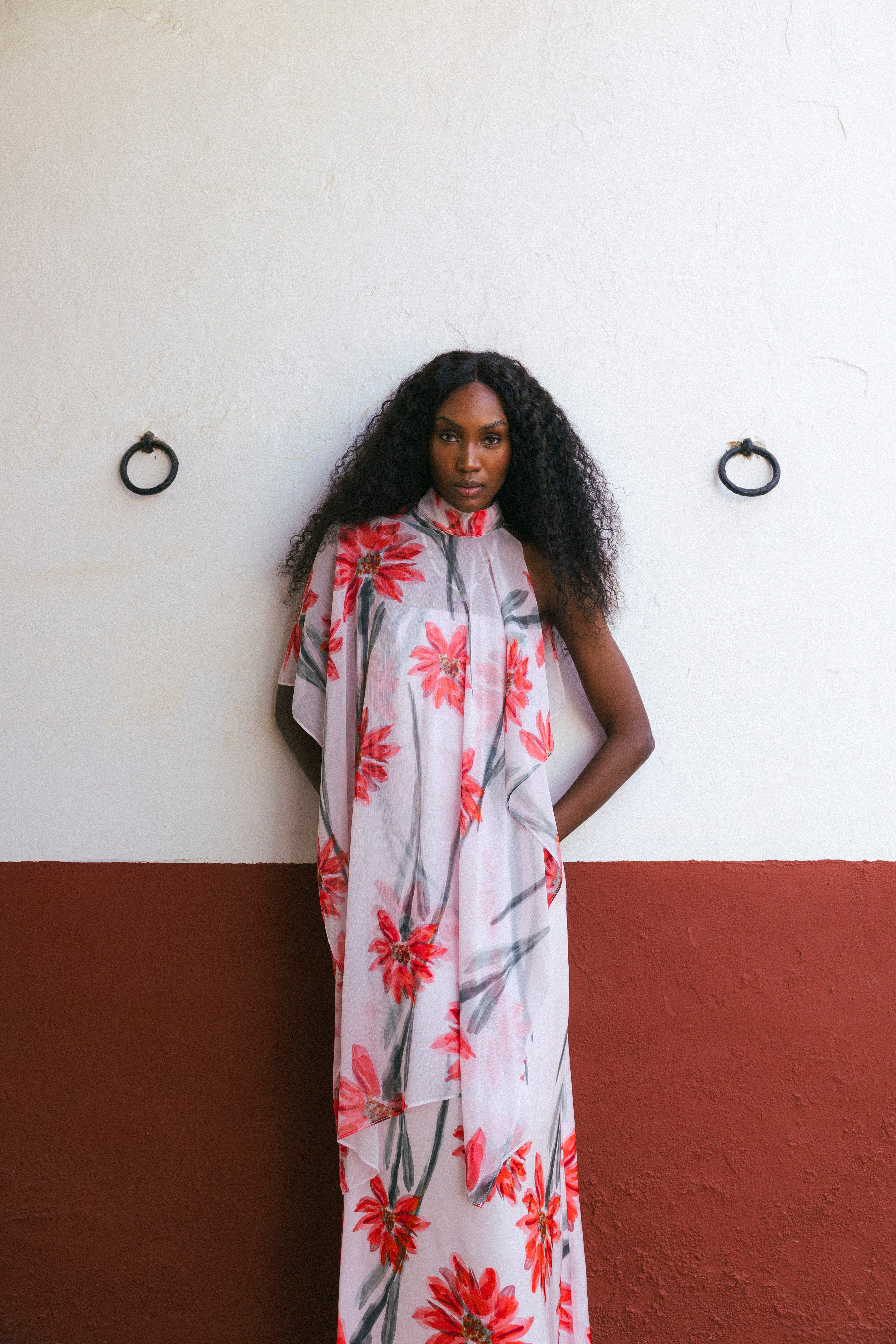 Vestido Con Capa Fiona Crudo Flor Con Tallo Vest12-The Nook Store