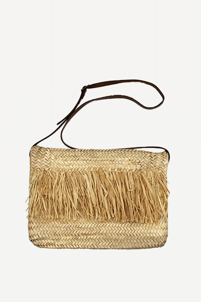 Bolso Rafia Flecos Asa Cuero