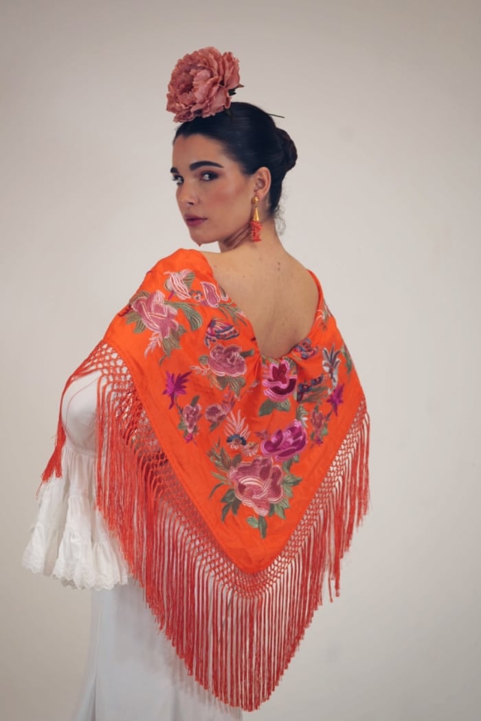 Mantón Carmen Flores Rosas - Naranja M11