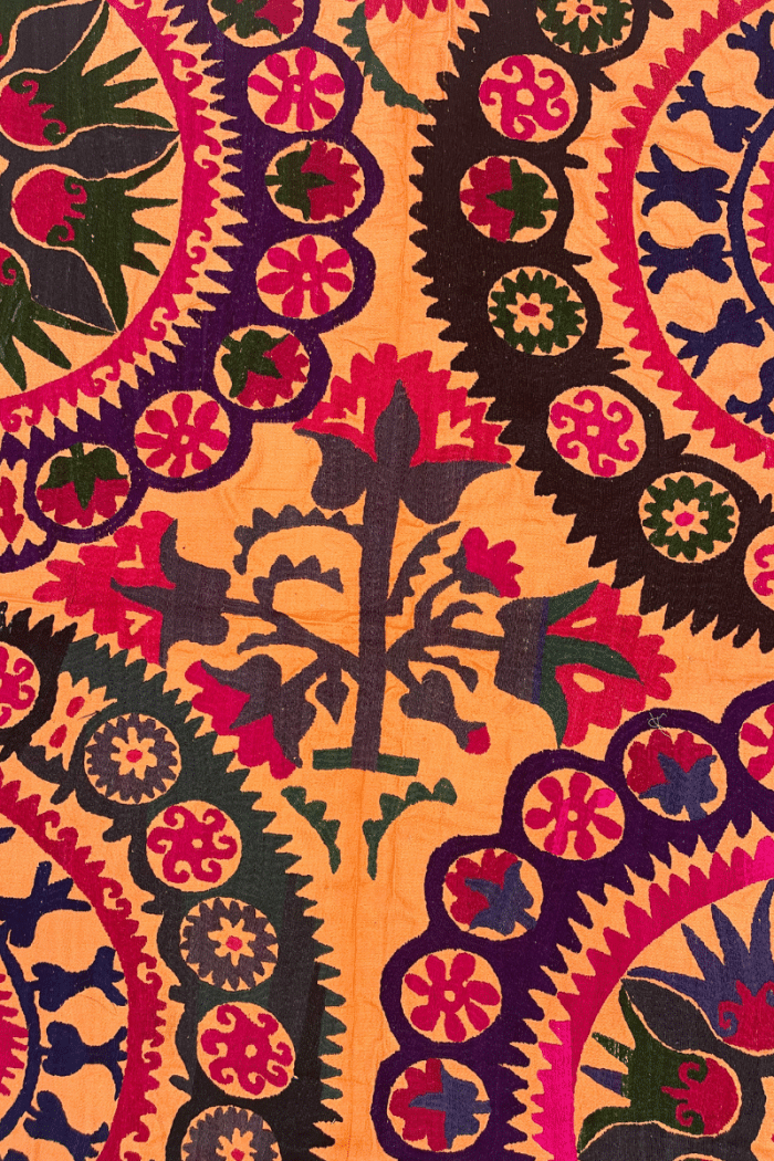 Suzani 91 (205x185)