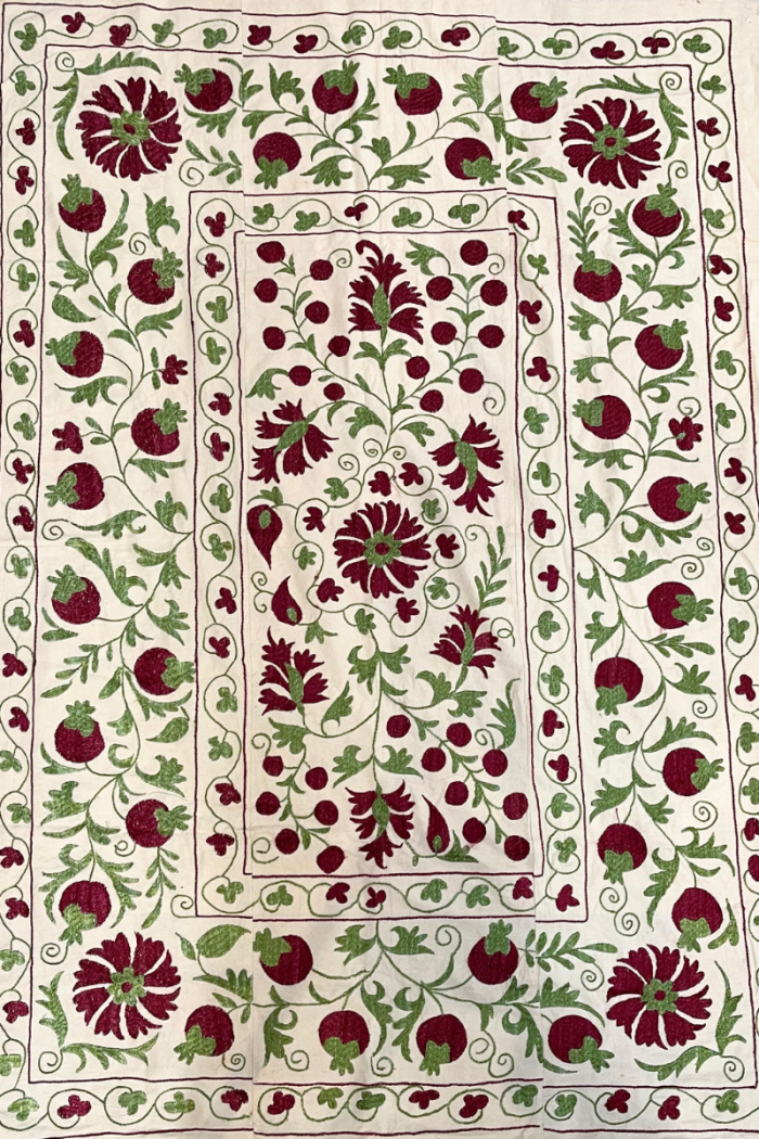 Suzani 129 (145x200)
